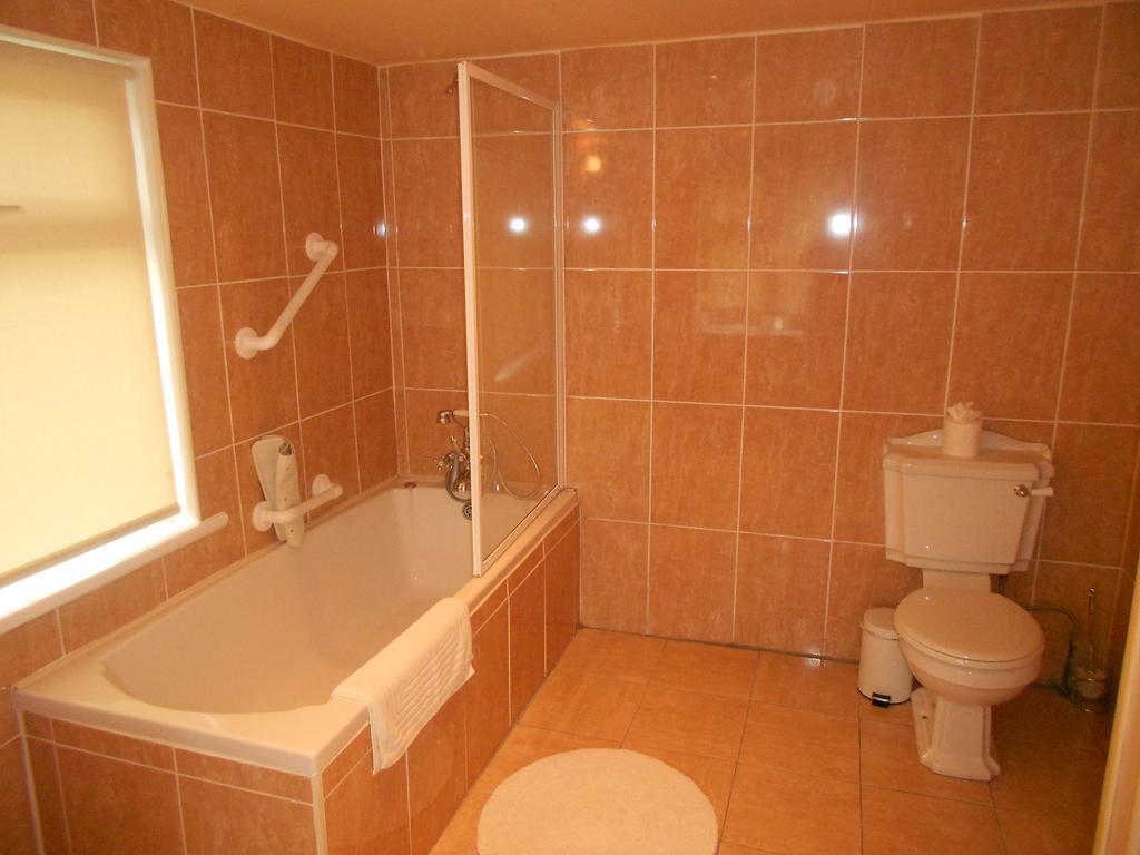 Tralia Farmhouse Self Catering فارانفور الغرفة الصورة